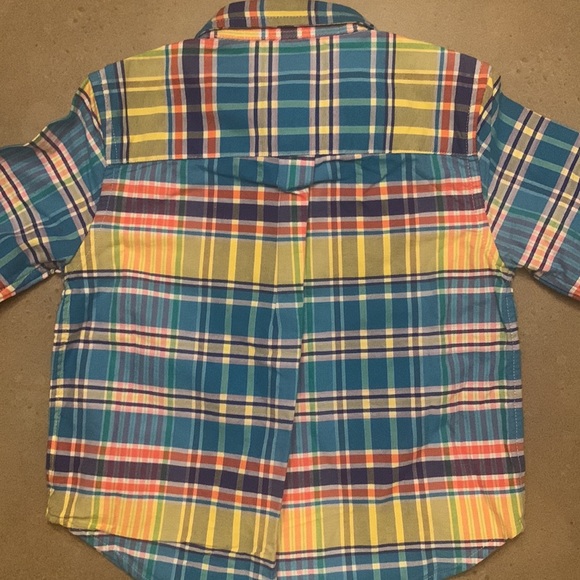 NWT Boy's button up shirt 24 mo - Picture 3 of 3